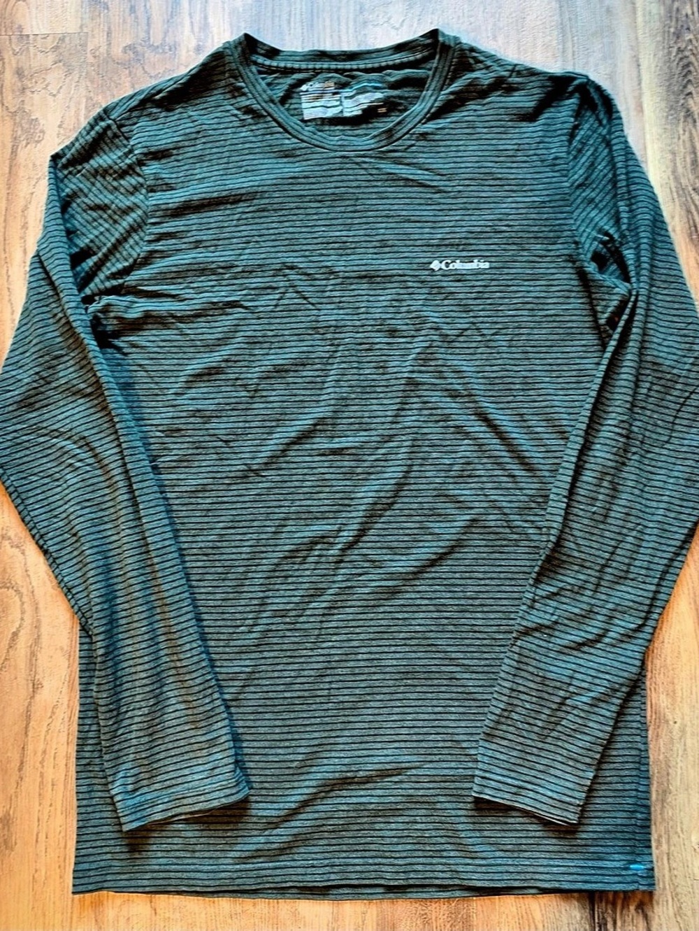 Columbia Men’s Small Green Striped Long Sleeve Performance Shirt